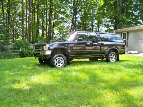 1992 toyota extended cab pick up 4x4