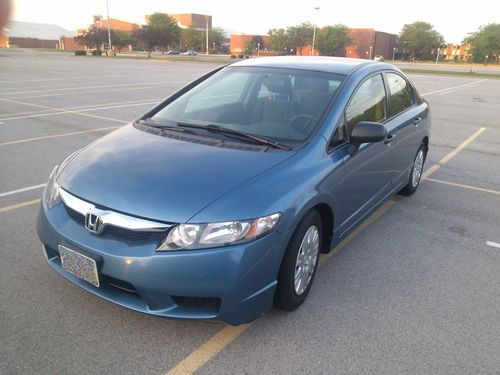 Well-maintained, dependable, 2009 honda civic dx-vp 72000 miles! great value!