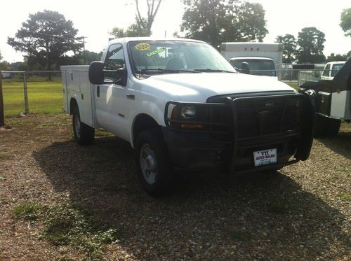 2006 ford f-350 diesel 4x4 with utility box
