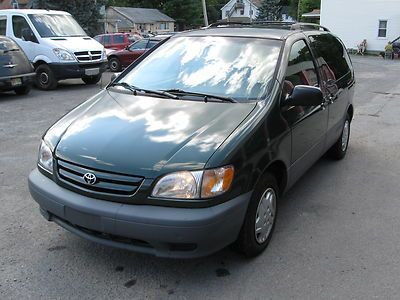 2002 toyota sienna ce 1-owner no accident