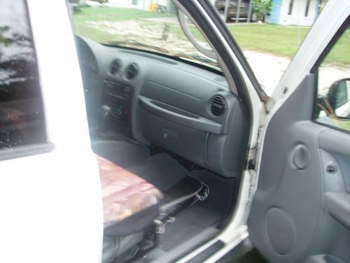 2005 jeep liberty  sport utility 4-door 2.8l  4x4