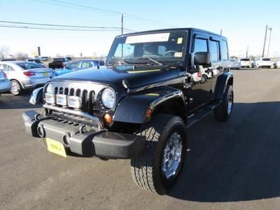 2007 jeep wrangler unlimited sahara, 4wd, touch screen, sirius, navigation.
