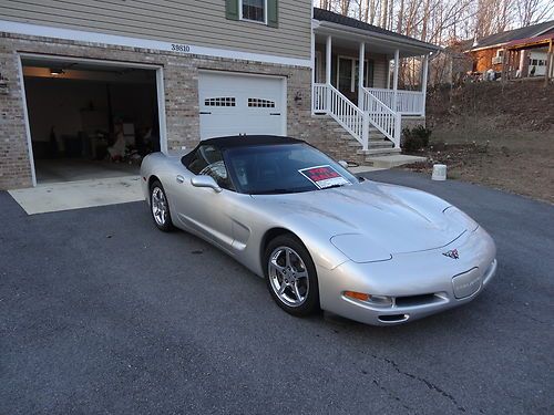 2002 corvette convertible garage kept