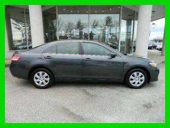 2011 toyota camry sedan one owner, le, automatic, excellent price! great mpg!
