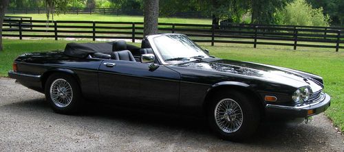 Jaguar xjs v-12 convertible, triple black, dayton wire wheels, 41k miles
