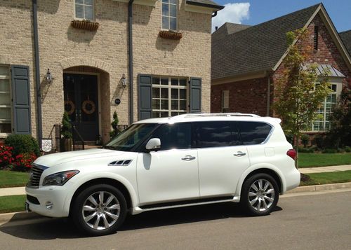 2012 infiniti qx56 deluxe touring, theater, and tech packages