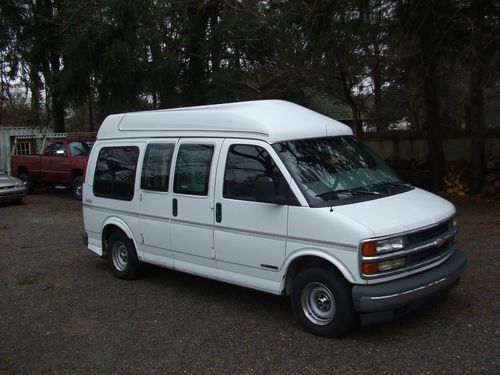 1998 chevrolet express 1500 passenger van with wheelchair mobility ramp