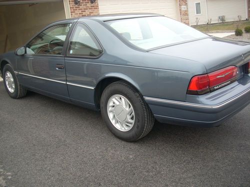 Super clean 1992 ford thunderbird with only 53,000 original miles!! no reserve!!