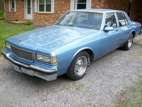 1988 chevrolet caprice 305 at rally wheels! fresh paint! low miles! drive home!