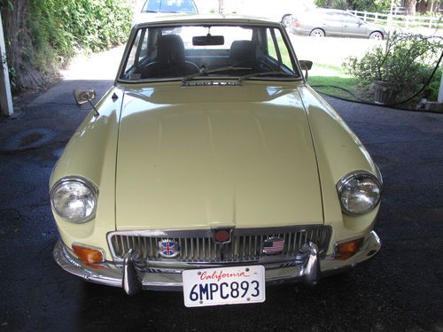 1969 mgb gt coupe california car 1 owner