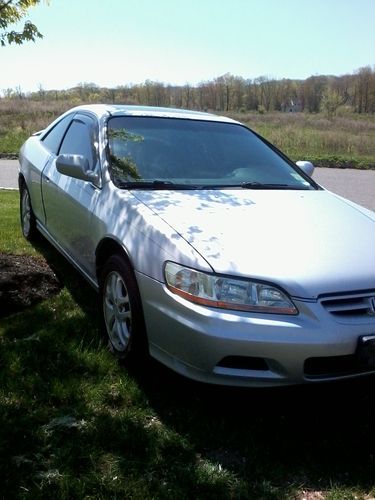 Clean loaded 2002 honda accord v6 2dr coupe mnrf leather cd 155k nice !!