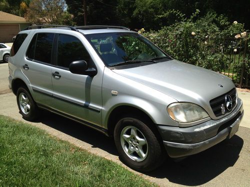 1998 mercedes ml320 suv - great condition