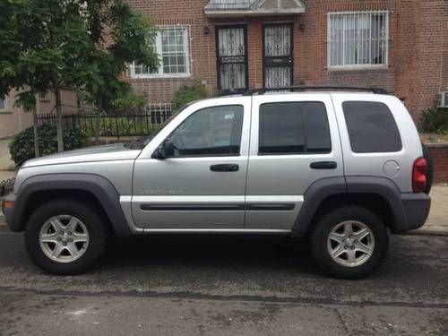 2003 jeep liberty sport edition -- lots of life left!!