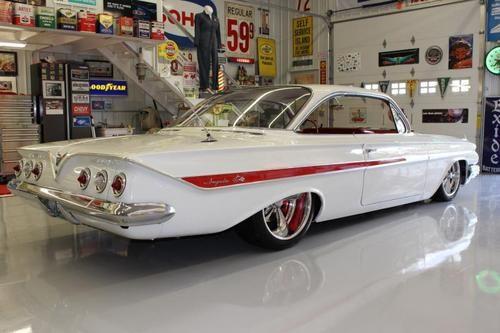 1961 impala pro touring air ride 4 wheel disc brakes 18 and 20'' wheels