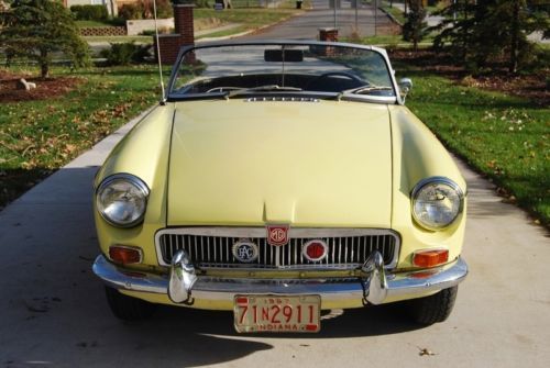 1967 mg mgb convertible &#034;the year to collect&#034;