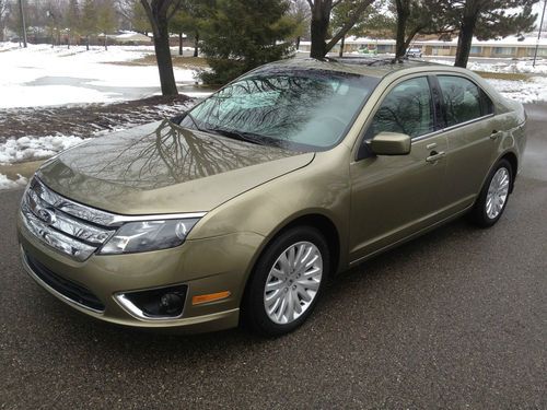 2012 ford fusion hybrid/ leather/ navi/ moon/ camera/ no reserve