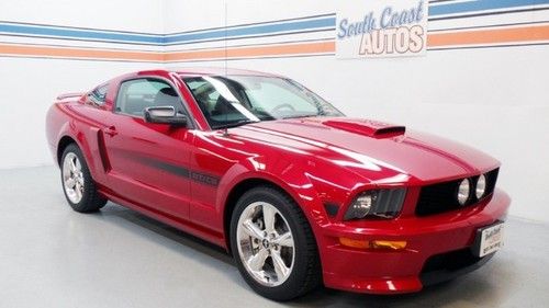 Gt cs california special v8 manual leather only 19k miles warranty we finance