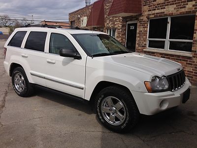 2005 jeep grand cherokee 4x4 limited        low miles!!        rebuilt