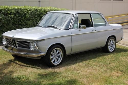 1970 bmw 2002 "roundie" rust free, restomod, recaro's, 5 speed, suspension, look
