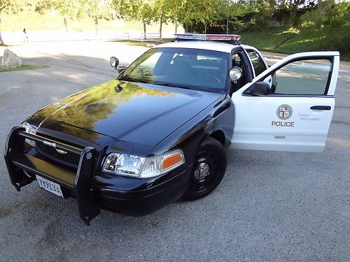 2004 ford crown victoria lapd police car! clean and fully functional
