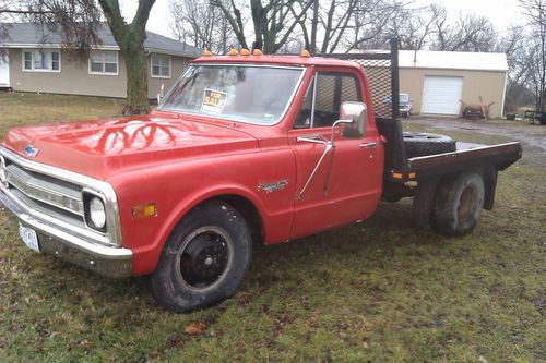 1969 chevy c30 1 ton flatbed truck