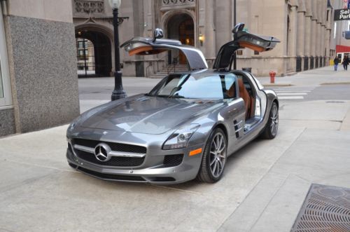 2012 mercedes sls 1 owner 3500 miles loaded!! ccb carbon interior gullwing doors