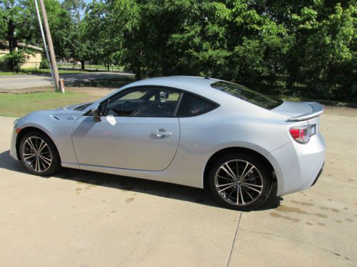 2013 scion fr-s 10 series limited edition 29 miles like brand new salvage title