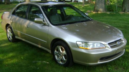 2000 honda accord 1 owner excellent shape