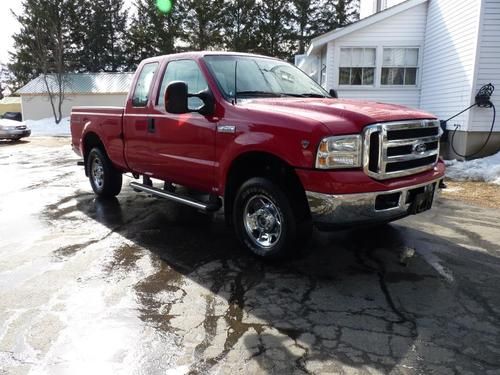 One owner - 2006 ford f-250 xlt with slide in camper package w/ tow package
