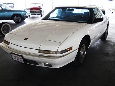 1990 buick reatta!! 3.8/auto!! white/blue!! sunroof!!