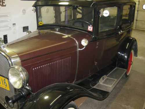 Ford model a - 1930 - murray body 7 window sedan - 100% original