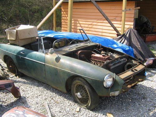 1965 &amp; 1973 mgb roadsters, both project cars, sold together
