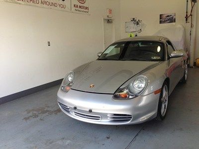 Boxster roadster s convertible! clean carfax!  6 speed manual!  excellent body!