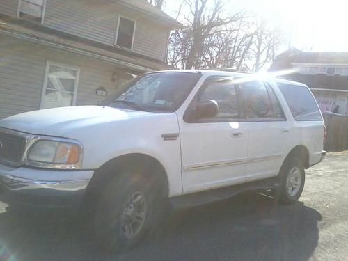 2000 white ford expedition xlt sport utility 4-door 5.4l
