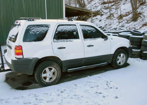 2003 ford escape xls sport utility 4-door 3.0l