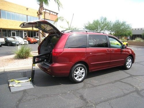 2005 toyota sienna xls limited wheelchair scooter lift carfax guarantee best buy