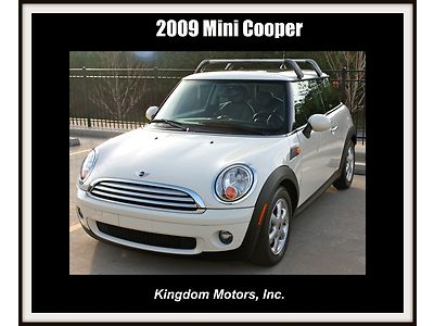 2009 mini cooper/ panoramic roof/ roof rack/ automatic transmission