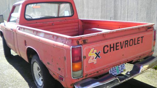1979 chevy luv 4x4. rough/great project truck. original orange runs&amp;drives