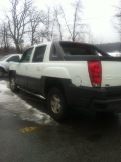 2003 chevy avalanche truck
