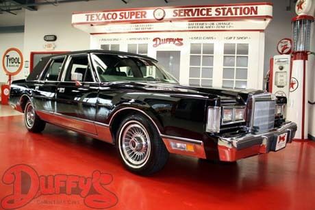 1988 lincoln town car low miles perfect!