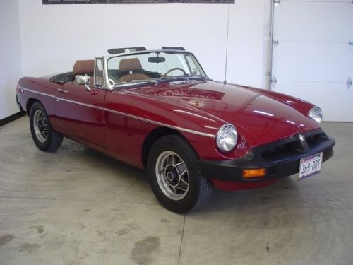 Beautiful 1979 mg-mgb convertible, excellent condition