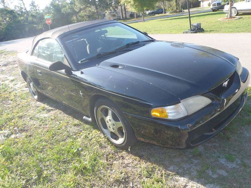 1995 ford mustang base convertible 2-door 3.8l mecanical special ! new top