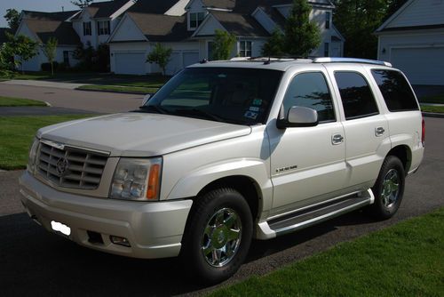 2003 cadillac escalade base sport utility 4-door 6.0l - one family owner