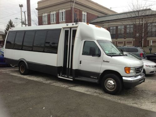 2006 ford e-450 party bus 14 pass. limo bus