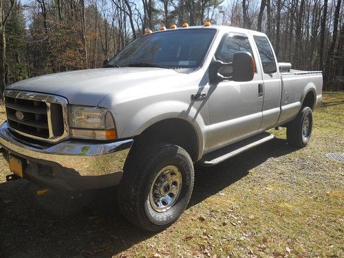 2004 ford f-350 super duty xlt extended cab pickup 4-door 5.4l