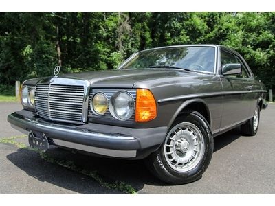 1983 mercedes benz 300cd turbo diesel i5 rare collectible coupe 2 dr