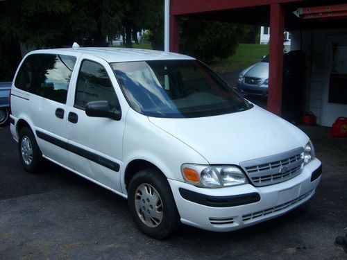 Chevy venture mini-van v6 auto trans, power locks, white, low mileage