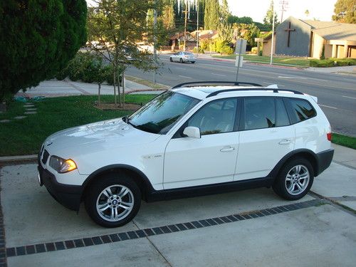 2005 bmw x3 3.0i sport utility 4-door 3.0l clean as a whistley!