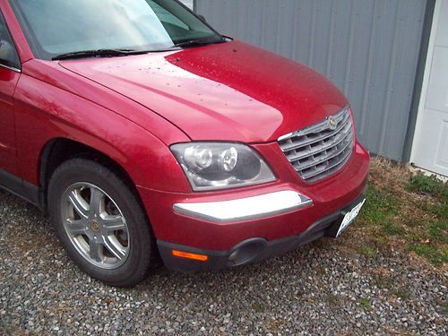 2004 chrysler pacifica base sport utility 4-door 3.5l red / maroon sunroof dvd