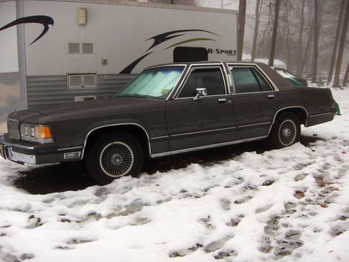 1989 mercury grand marquis 1 owner garage kept 116k  new transmission and more